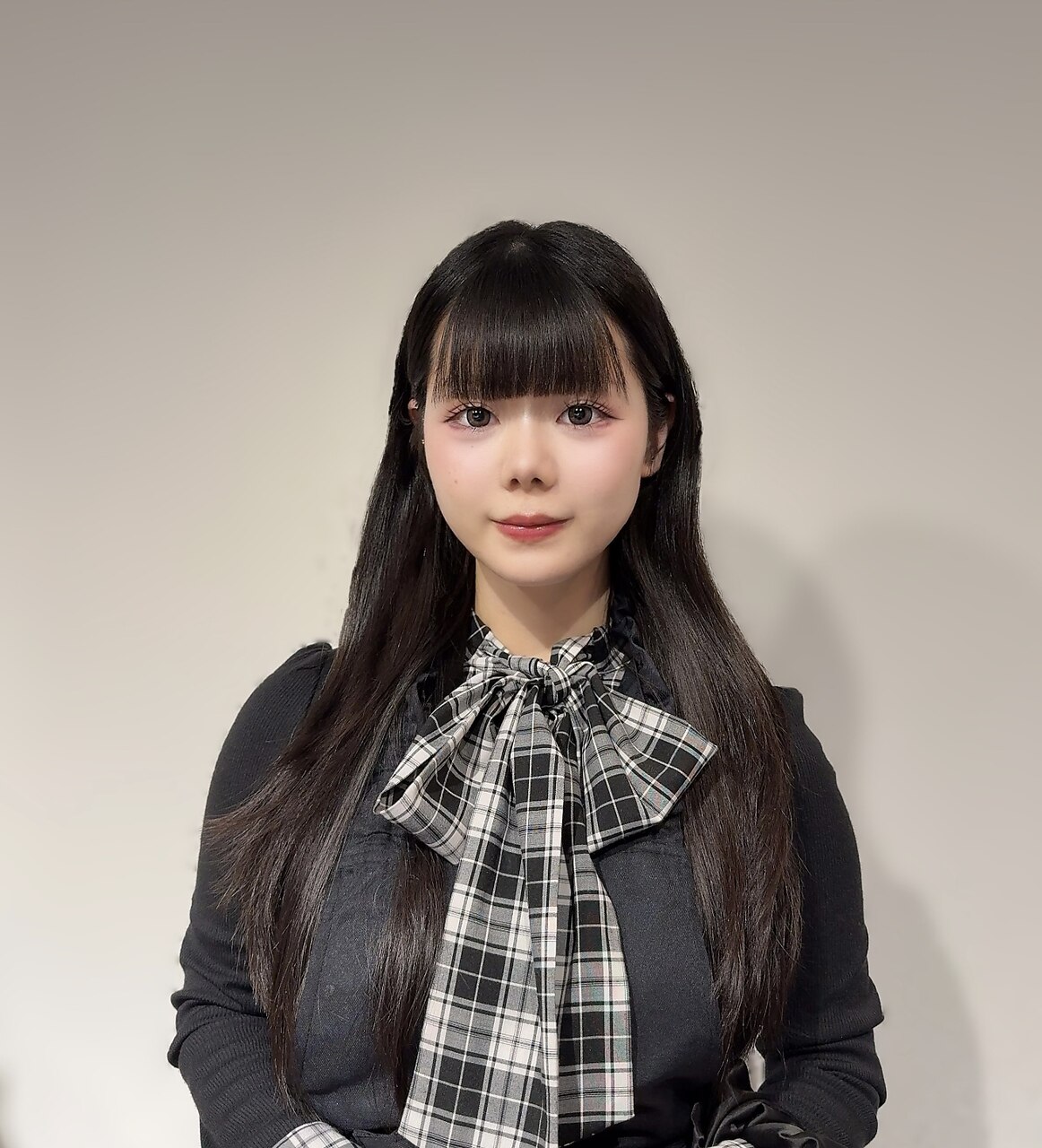 アイリスト
中司　まりあ
FENICE total beauty salon勤務